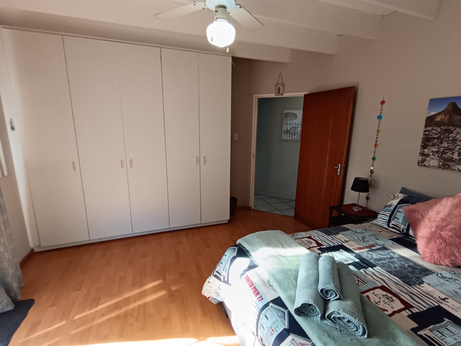 3 Bedroom Property for Sale in Wavecrest Eastern Cape